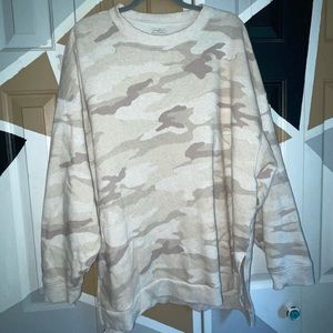 American Eagle camo super soft crew neck sweatshirt